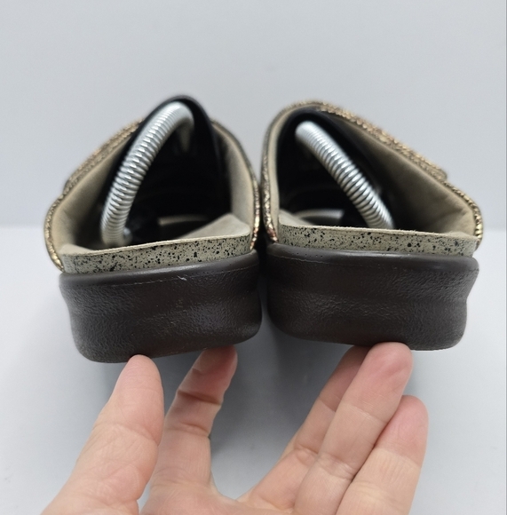 SAS | Relaxed metallic gold brown Bohemian sporty slide sandals | WMS 9 - Picture 9 of 13